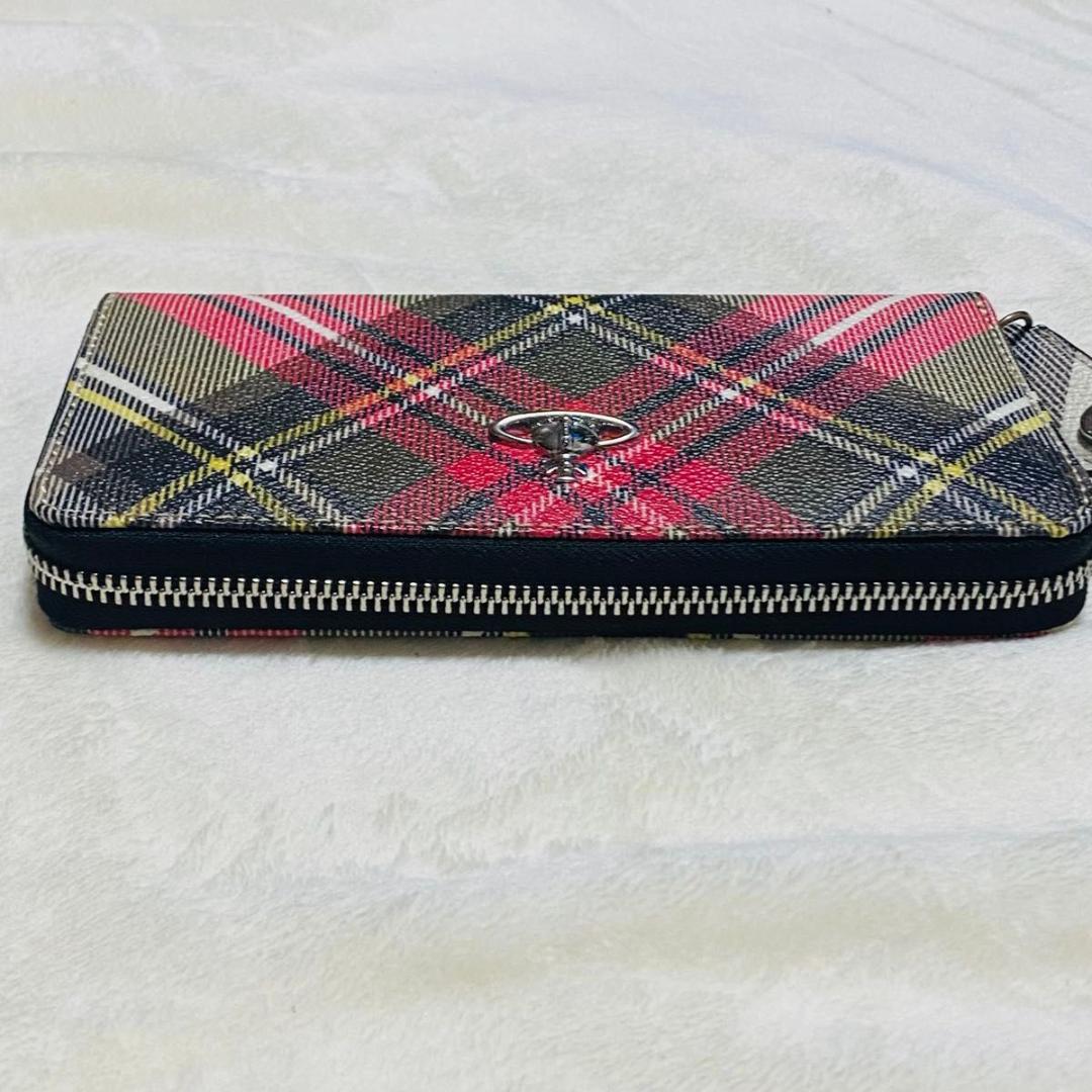 vivienne westwood チェック柄 ラウンドファスナー長財布