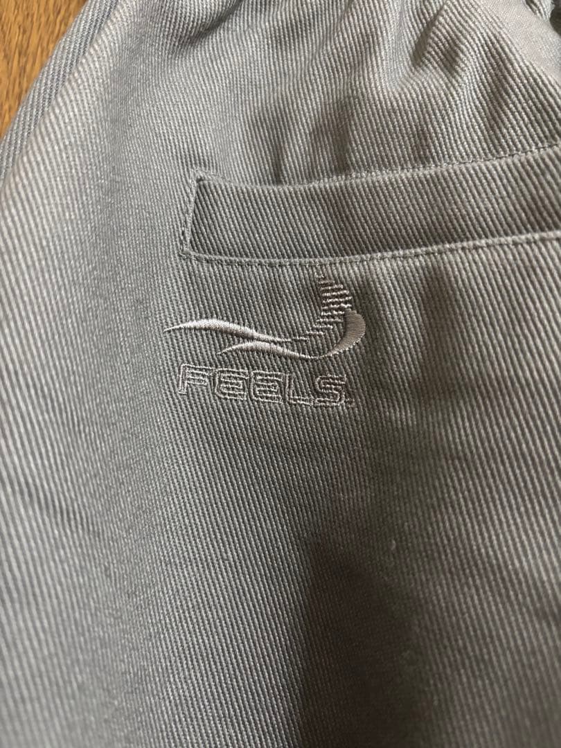 パンツ Feels. WIDE TUCKED TROUSERS GRAY