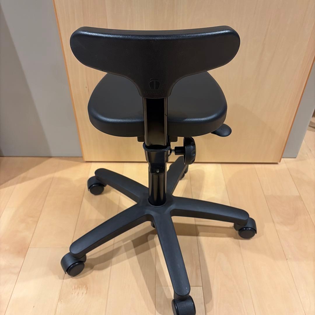 アーユルチェアー　キャスタータイプ　オクトパス　ブラック