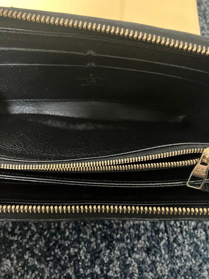 ルイヴィトン　ジッピーウォレット