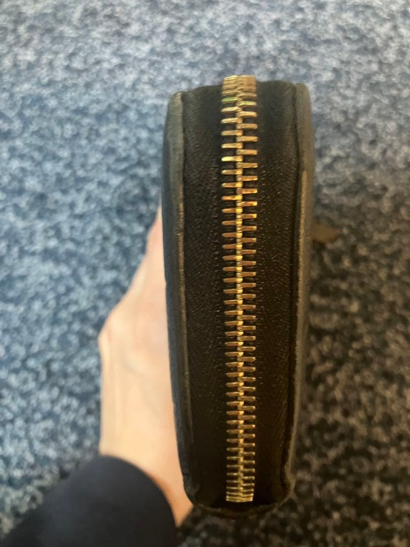 ルイヴィトン　ジッピーウォレット