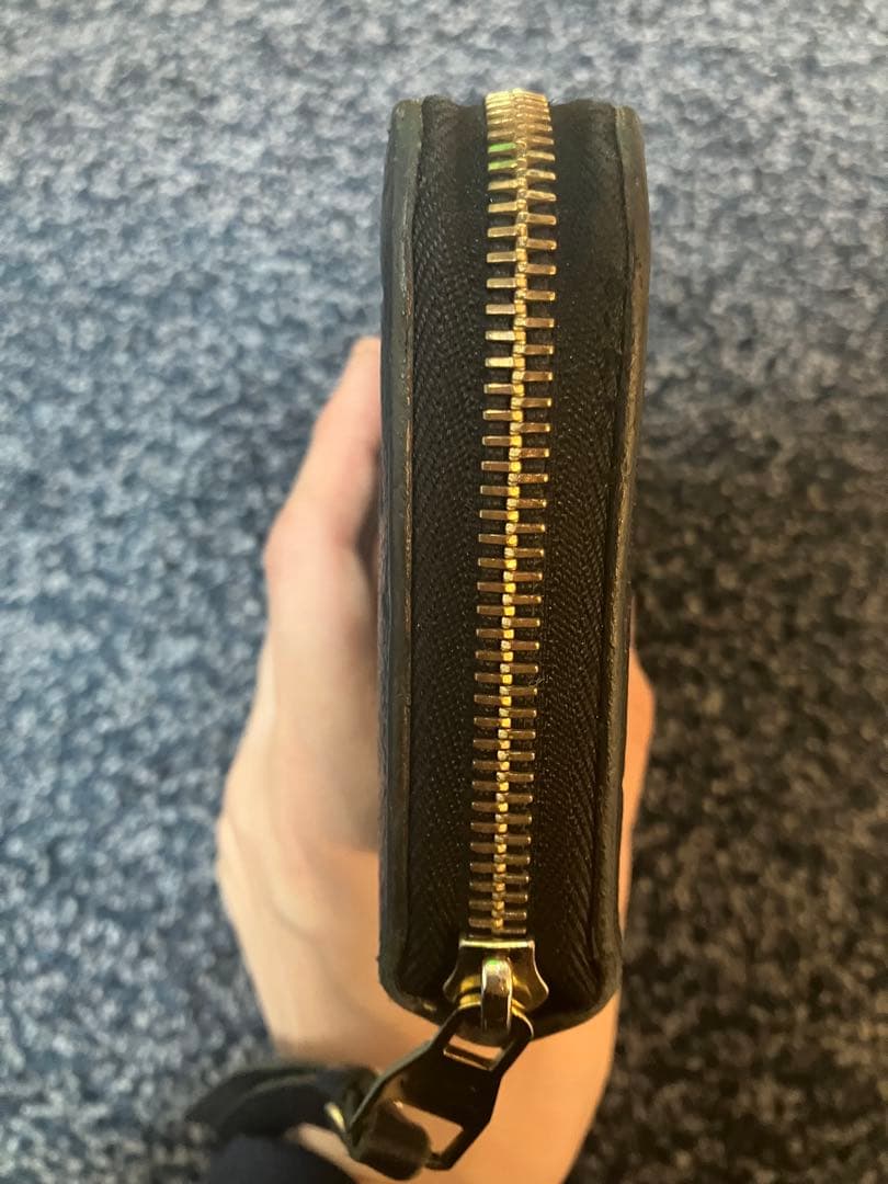 ルイヴィトン　ジッピーウォレット