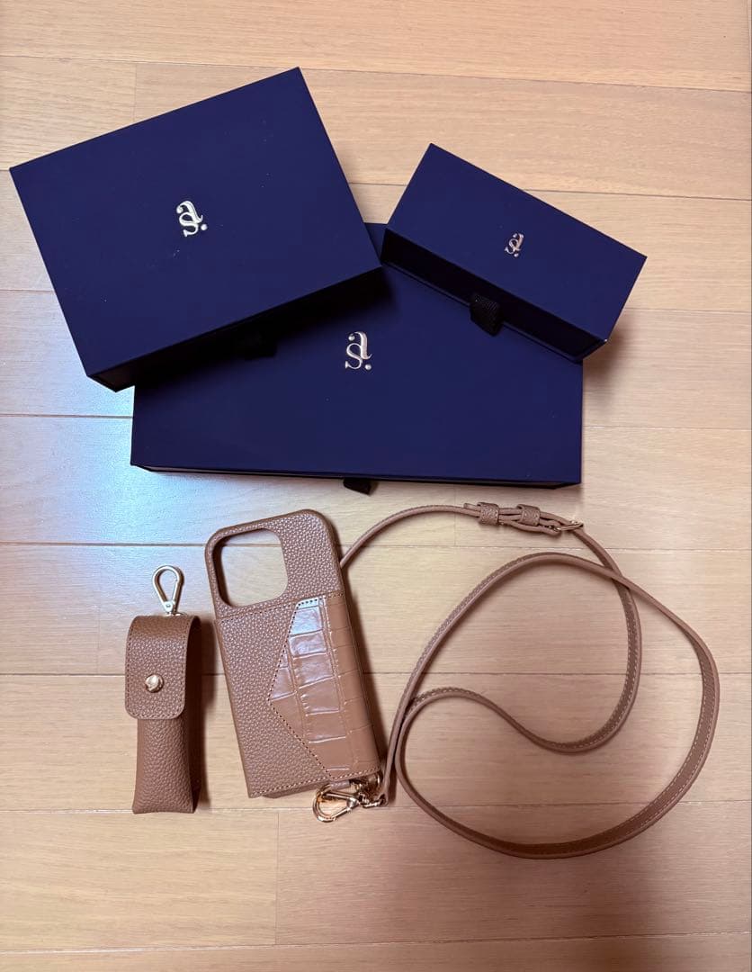 【極美品】iPhoneケース しぃちゃん 鈴木亜美さん コラボ　3点セット