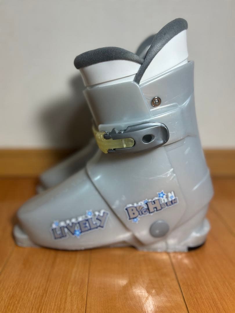 【中古】ROSSIGNOL HERO スキー板120cm ブーツ、ストックセット