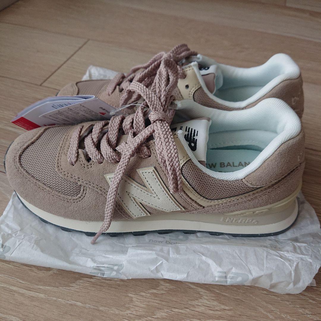 靴 new balance U574 BEIGE 23.5cm