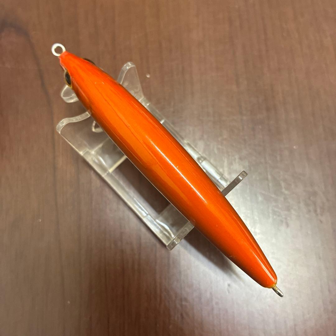 ORA RS85 1222 オレンジ　湖　ルアー　ミノー