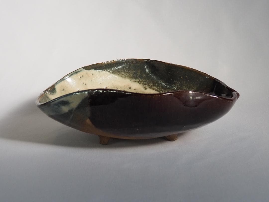 加藤十右衛門造『朝鮮唐津鉢』（共箱）