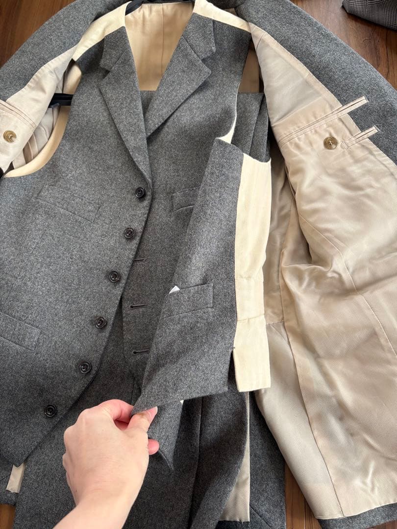 ポールスチュアートPaulStuart スーツ スリーピース　グレー　秋冬