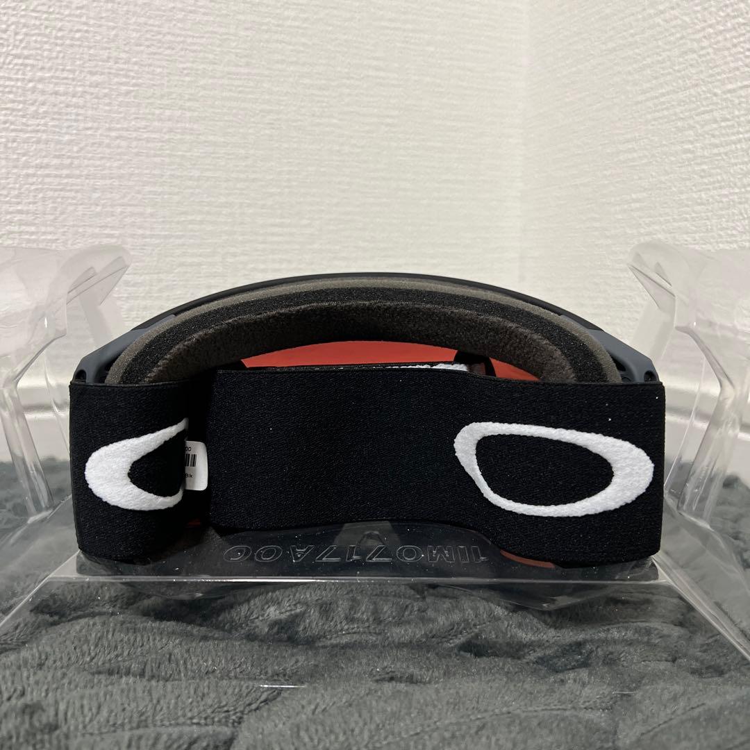 【新品未使用】オークリー フライトトラッカー XL メタルブラック