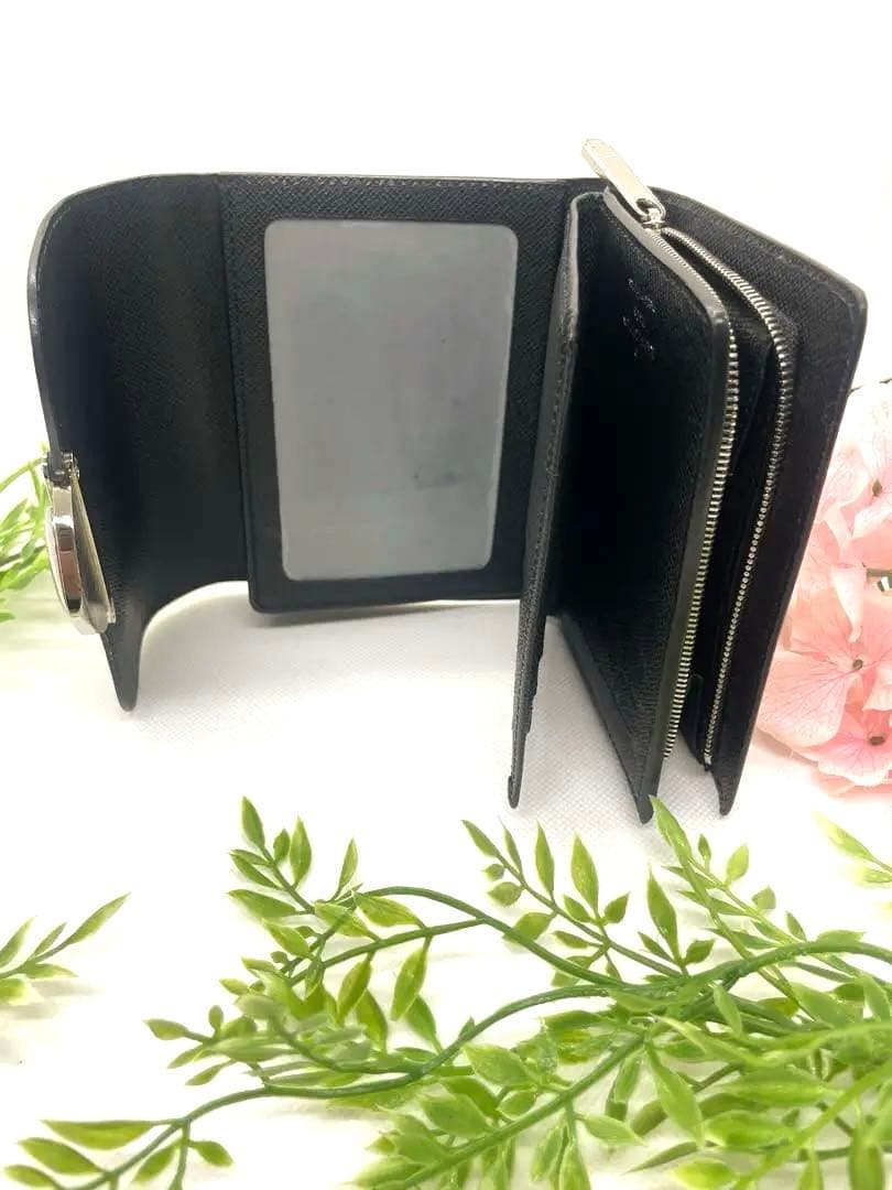 Louis Vuitton ルイヴィトン　ブラック 三つ折り財布
