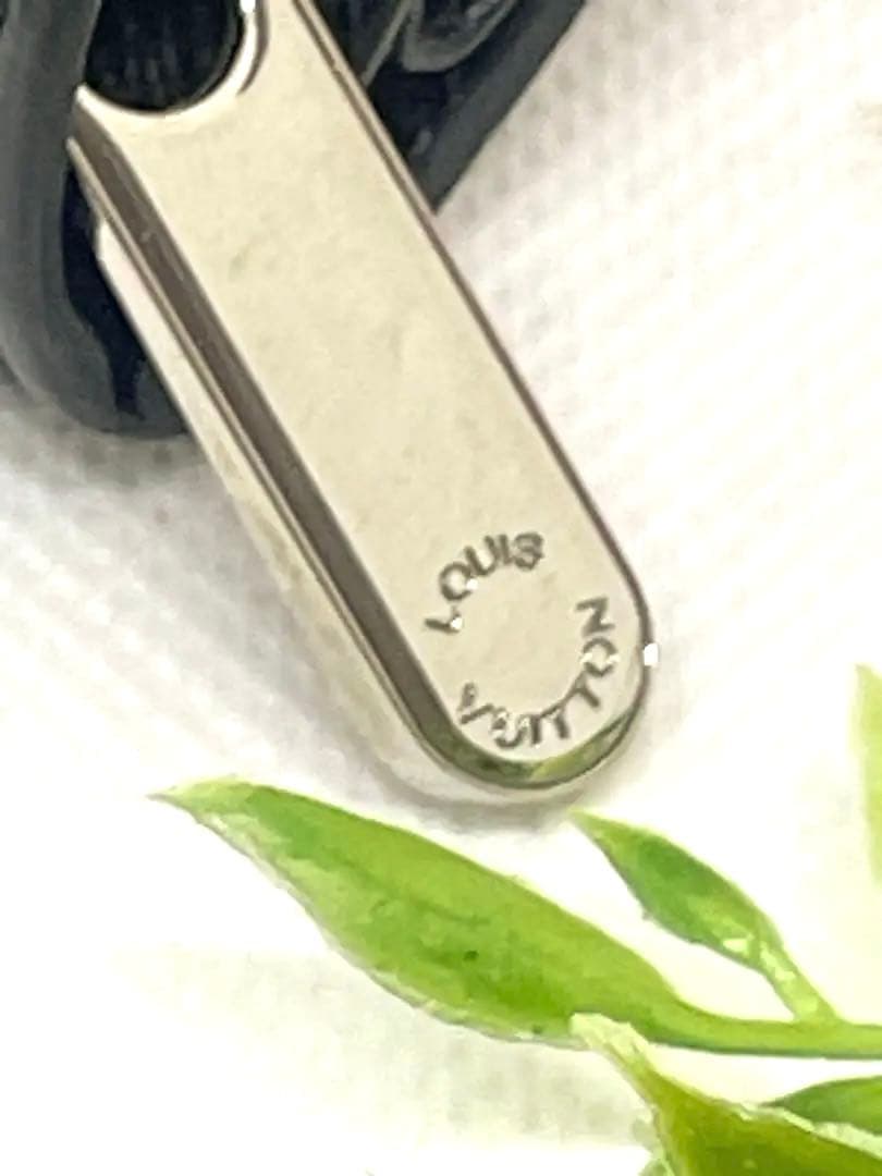 Louis Vuitton ルイヴィトン　ブラック 三つ折り財布