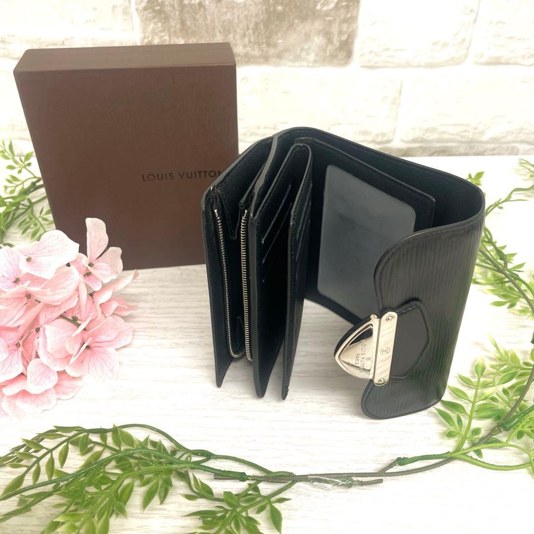 Louis Vuitton ルイヴィトン　ブラック 三つ折り財布