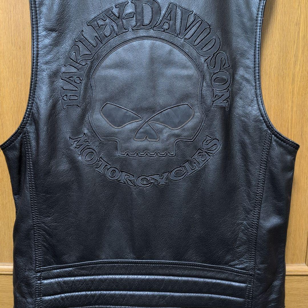 Harley-Davidson 本革 ノースリーブベスト。