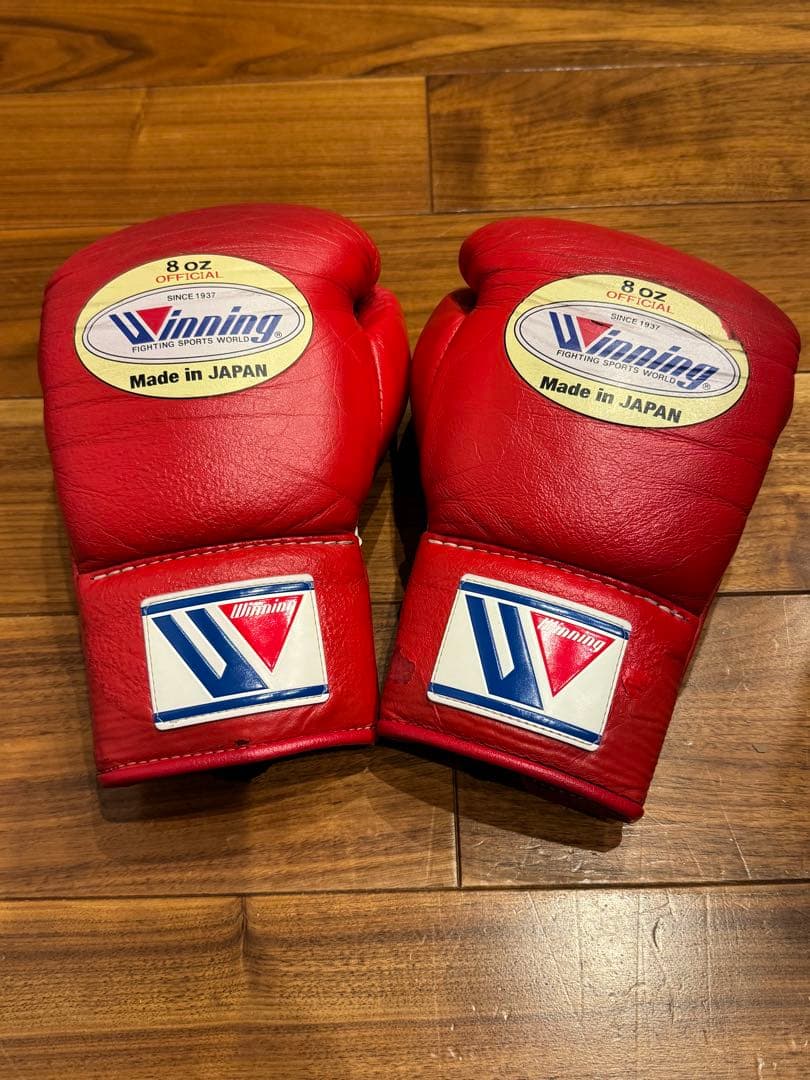 Winning ボクシンググローブ 8 oz 赤