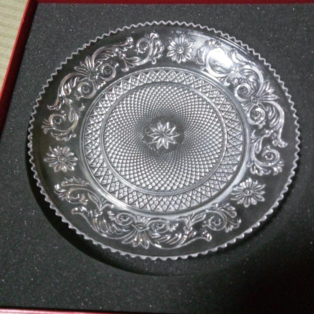 Baccarat クリスタルプレート 24センチ