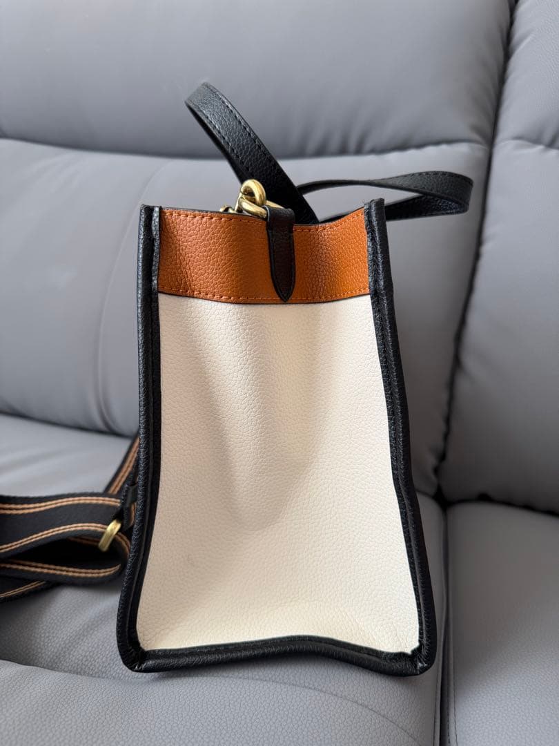 COACH C0777トートバッグ　ショルダー付き　2WAY ホワイトxブラウン