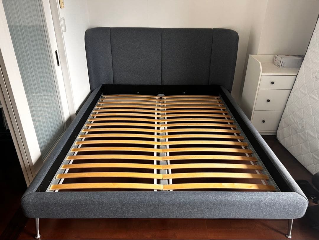 IKEA クイーンサイズ　ファブリック×すのこベッドフレーム　TUFJORD