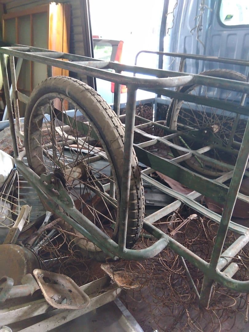 昭和レトロアンティーク　リヤカー　年代物　タイヤホイールのみ゙