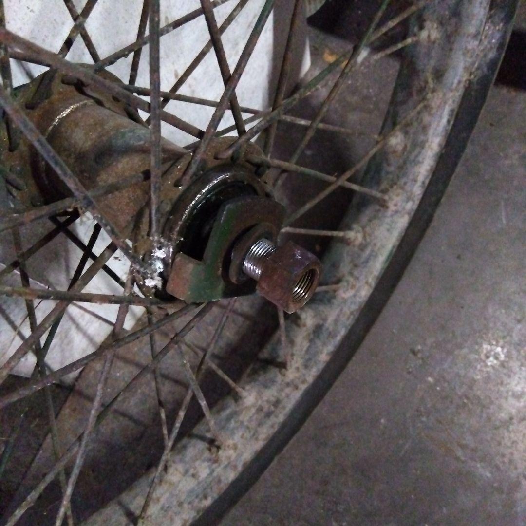 昭和レトロアンティーク　リヤカー　年代物　タイヤホイールのみ゙