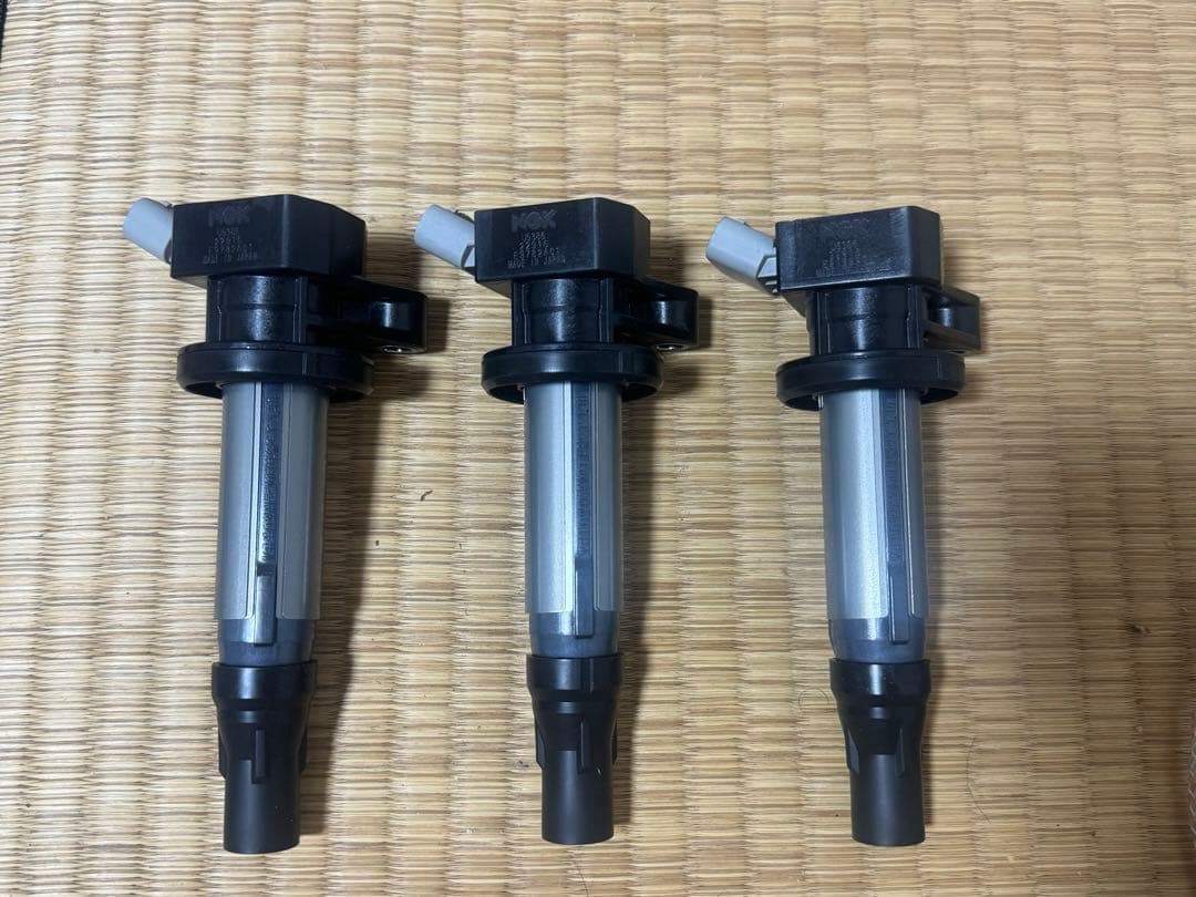 美品 U5386 NGK イグニッションコイル L575 L585 ムーブコンテ