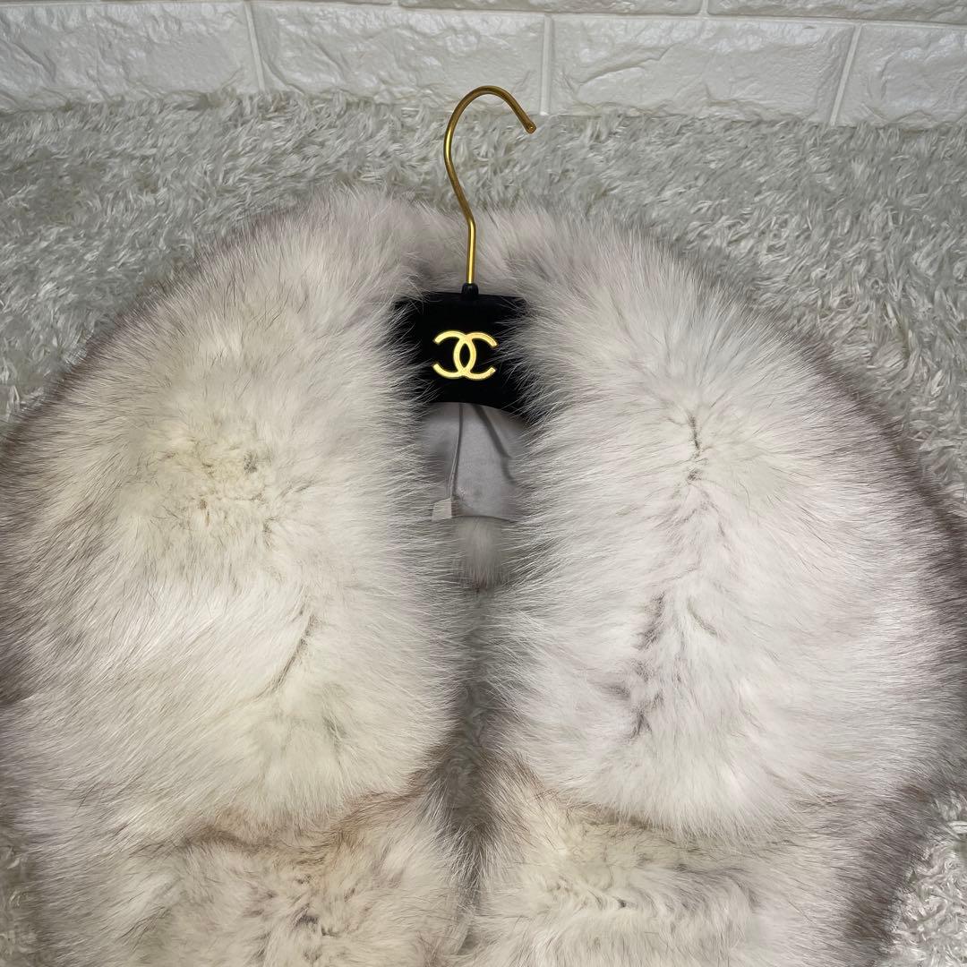 極美品✨ SAGAFOX 高級白銀ブルーフォックスショール 本毛皮 白系