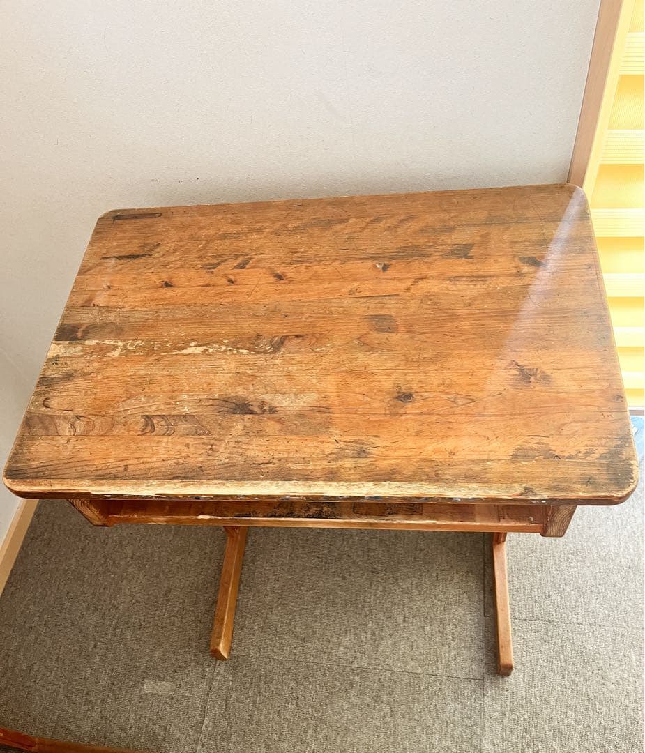 お早めに！人気のビンテージ　約縦45×横65 アンティーク学習机　レトロ