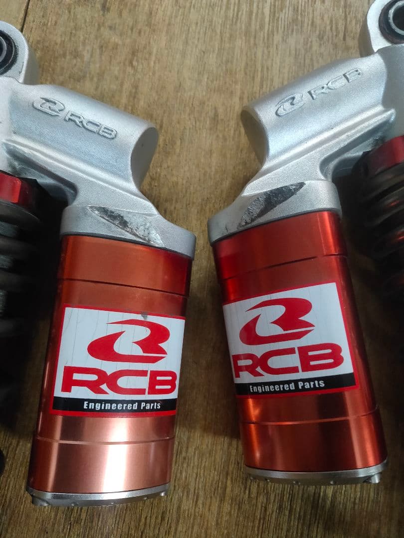 pcx jf81 RCBレーシングボーイ リアサスペンション左右とカラー2個