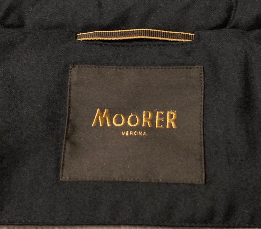 ト*モ様 ほぼ未使用MOORER ダウンベスト 44 黒 OLIVER-L ウー