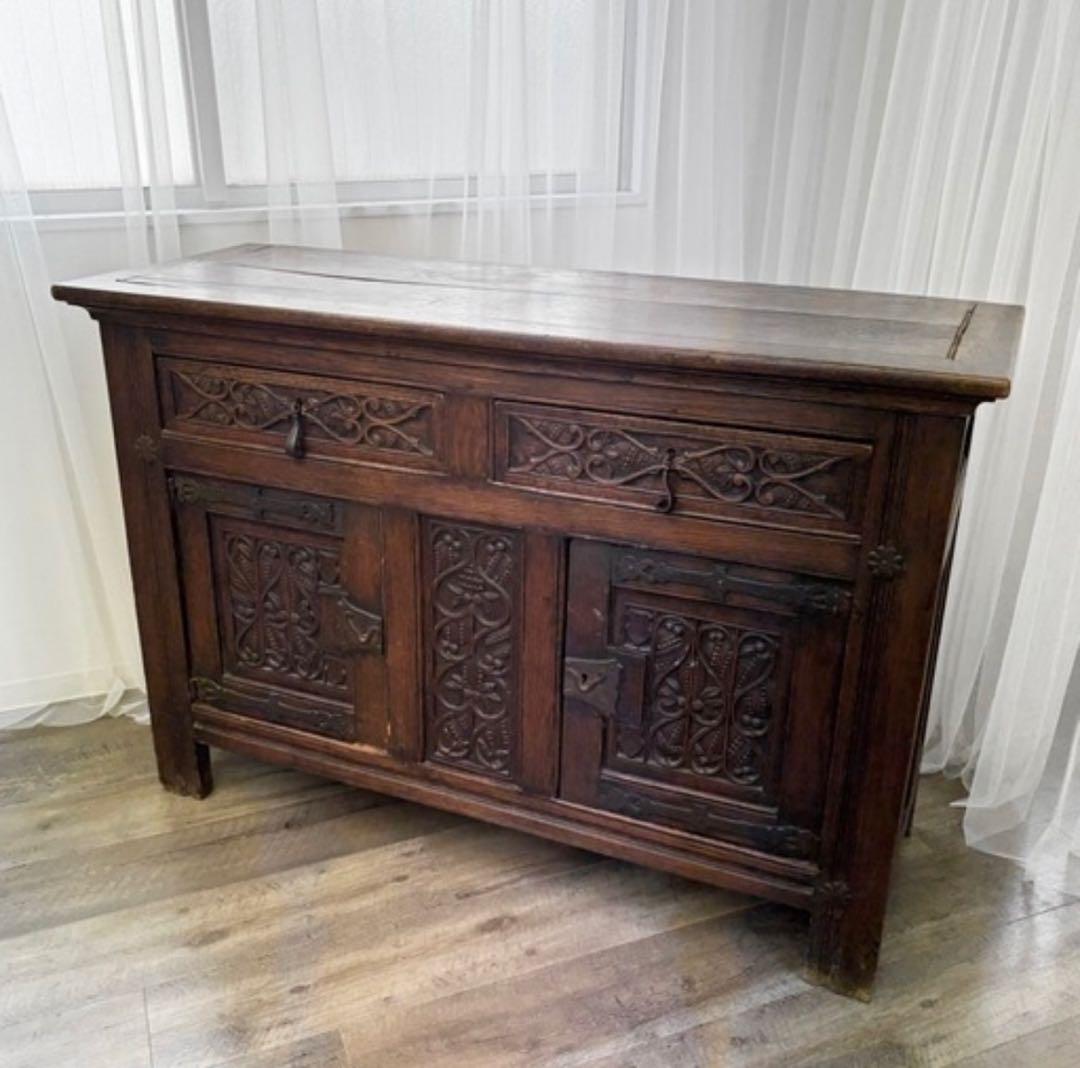 限定値下げ‼︎アンティーク キャビネット 木製彫刻入り西洋　家具