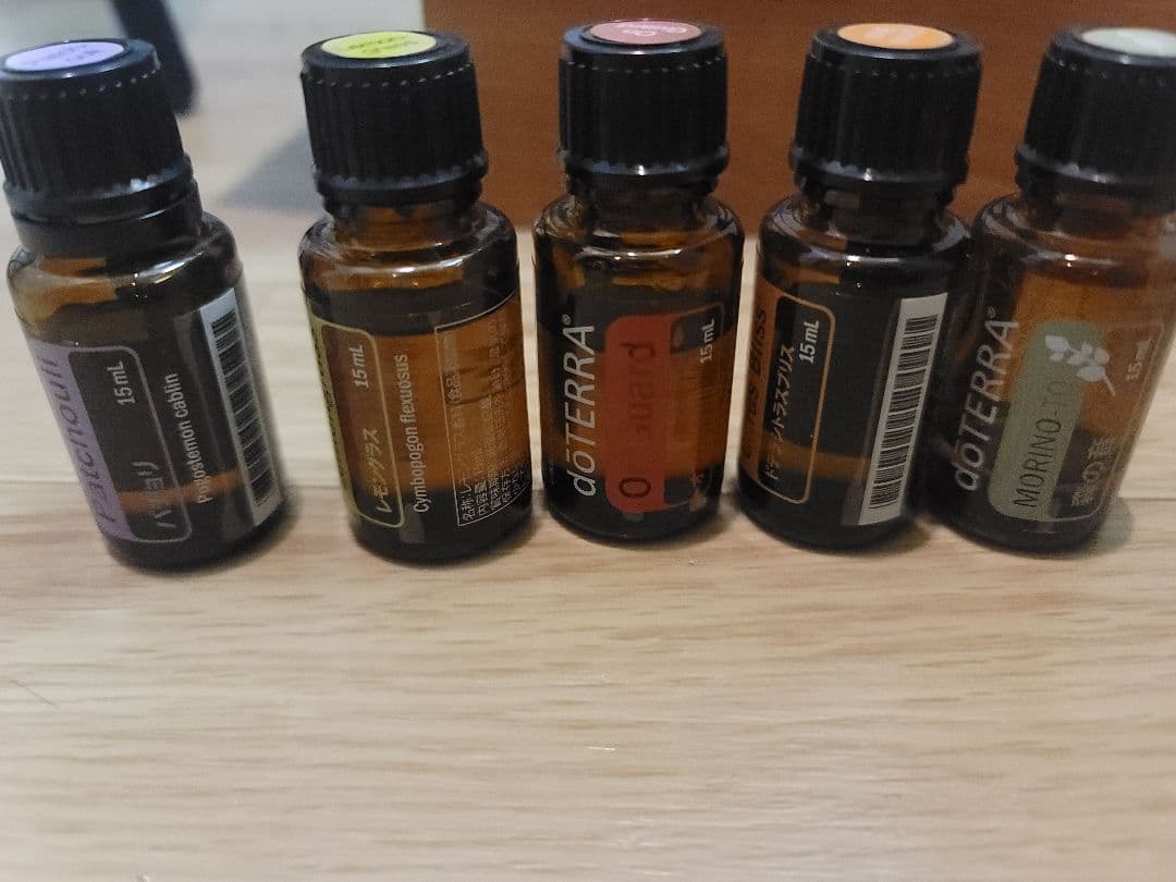 doTERRAアロマ木箱ケース付&森の音パステンタスロールオン&ローズロールオン