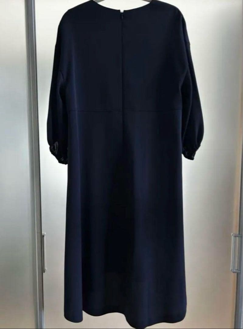 美品ADORE ドライクロスAラインワンピース