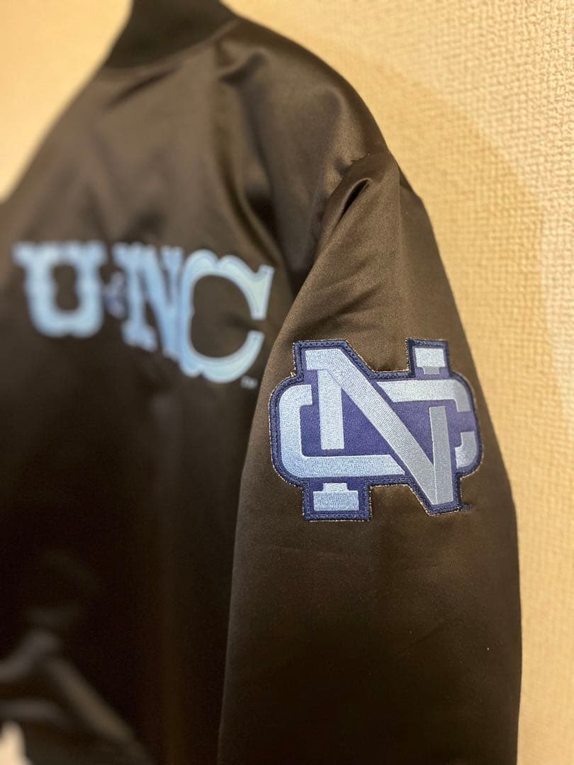 ジャケット・アウター mitchell&nessNorthCarolinaStadium Jumper