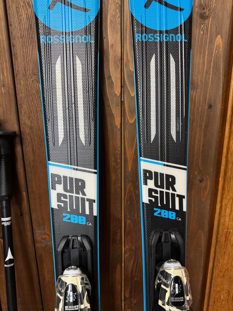 ロシニョールスキー板156とatomicポールセット