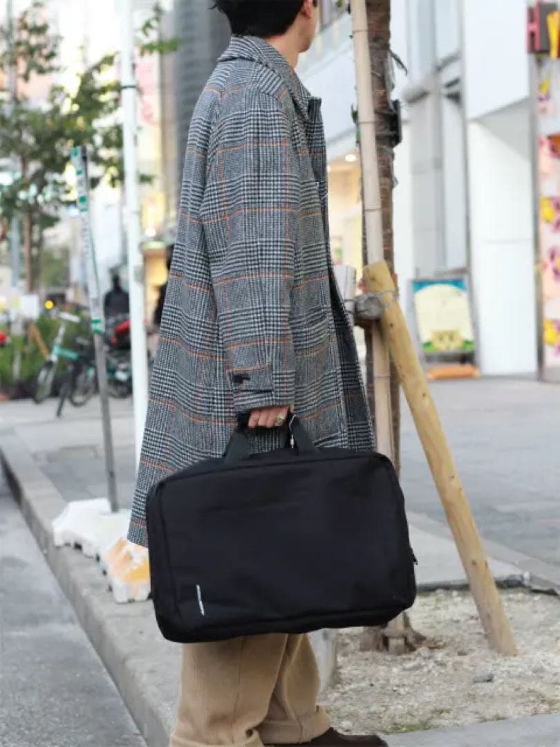 【美品】UNIVERSAL PRODUCTS UTILITY BAG 黒