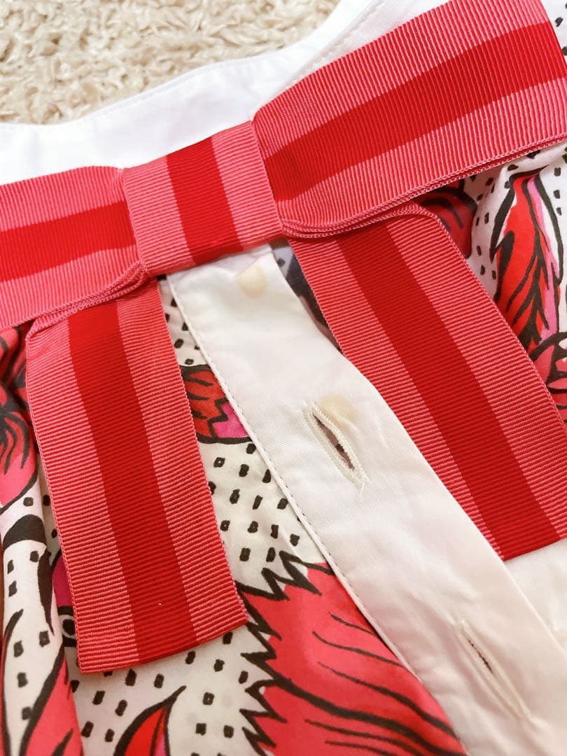 GUCCI グッチ　シャツワンピース　パールボタン　フリル　花柄　赤　ピンク