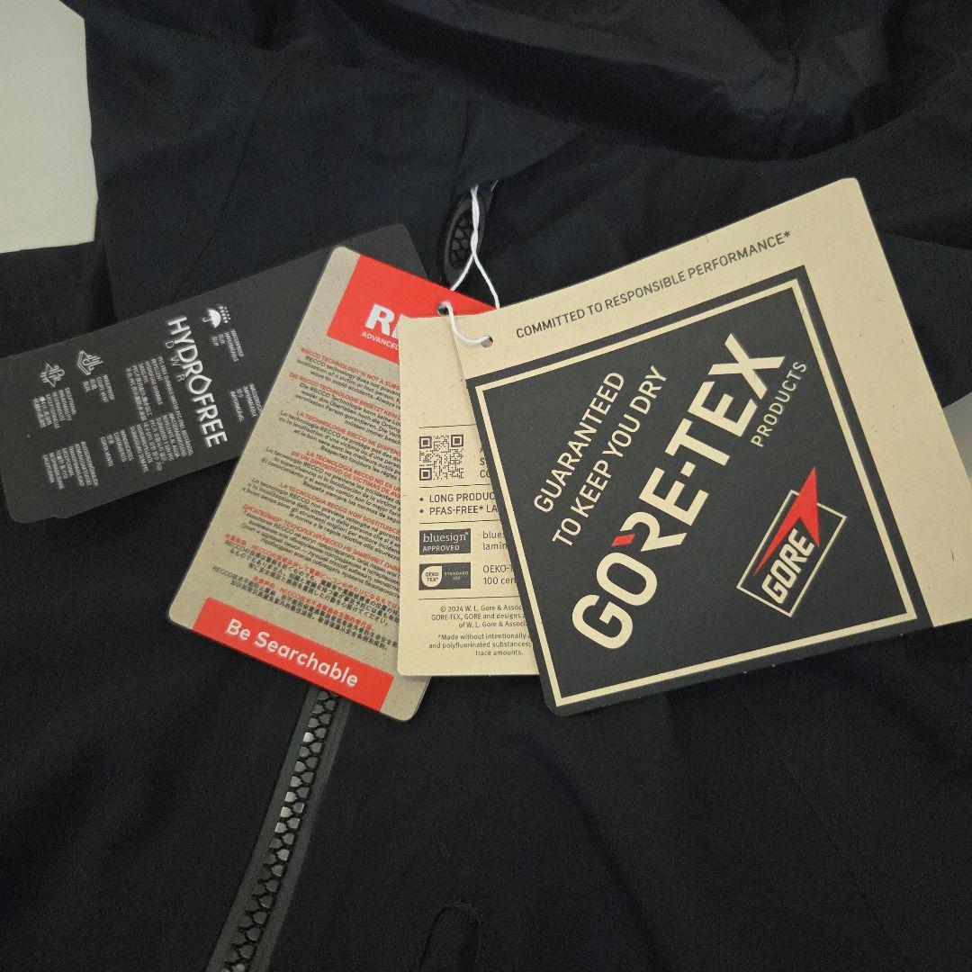 新品 オークリー スノーボードウェア ゴアテックス アンバウンド 2.0