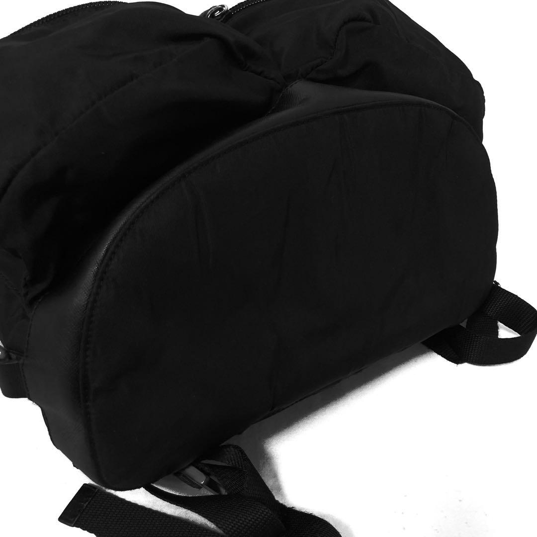 良品　大容量　プラダ　PRADA リュック　バックパック　ナイロン　レザー　黒