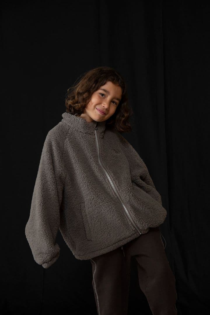 ラスト1点【新品未使用】Facade Teddy Zip Sweater 5y