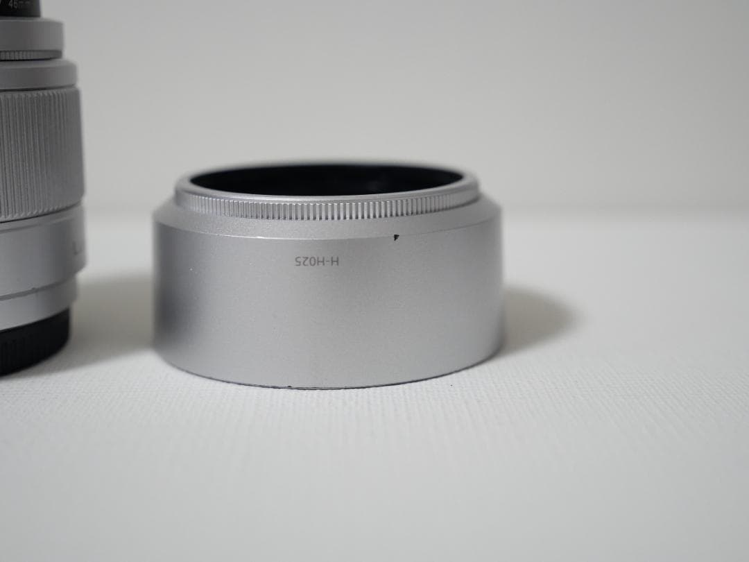 Panasonic H-H025 25mm F1.7 レンズ