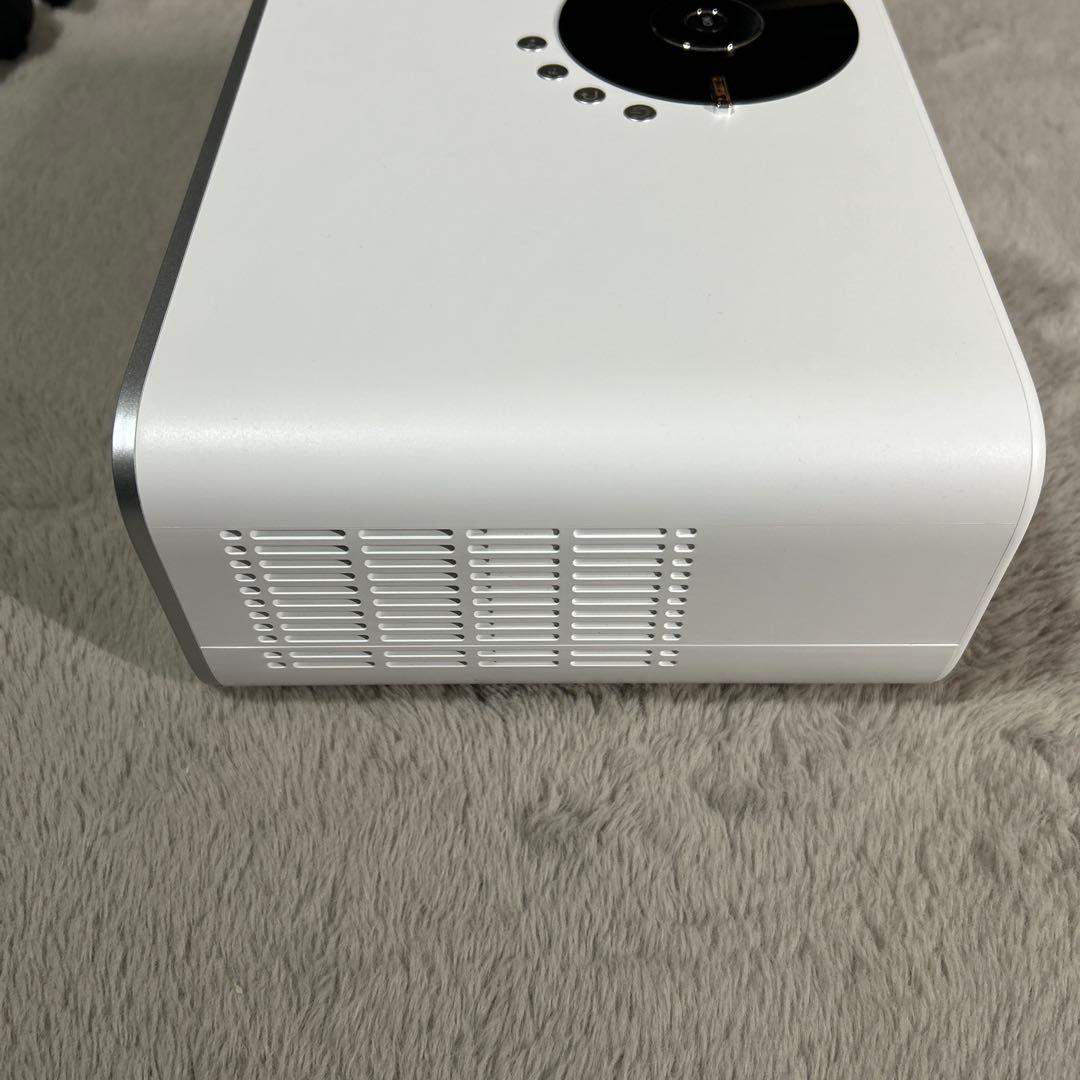 【美品】プロジェクターWiMiUS P63