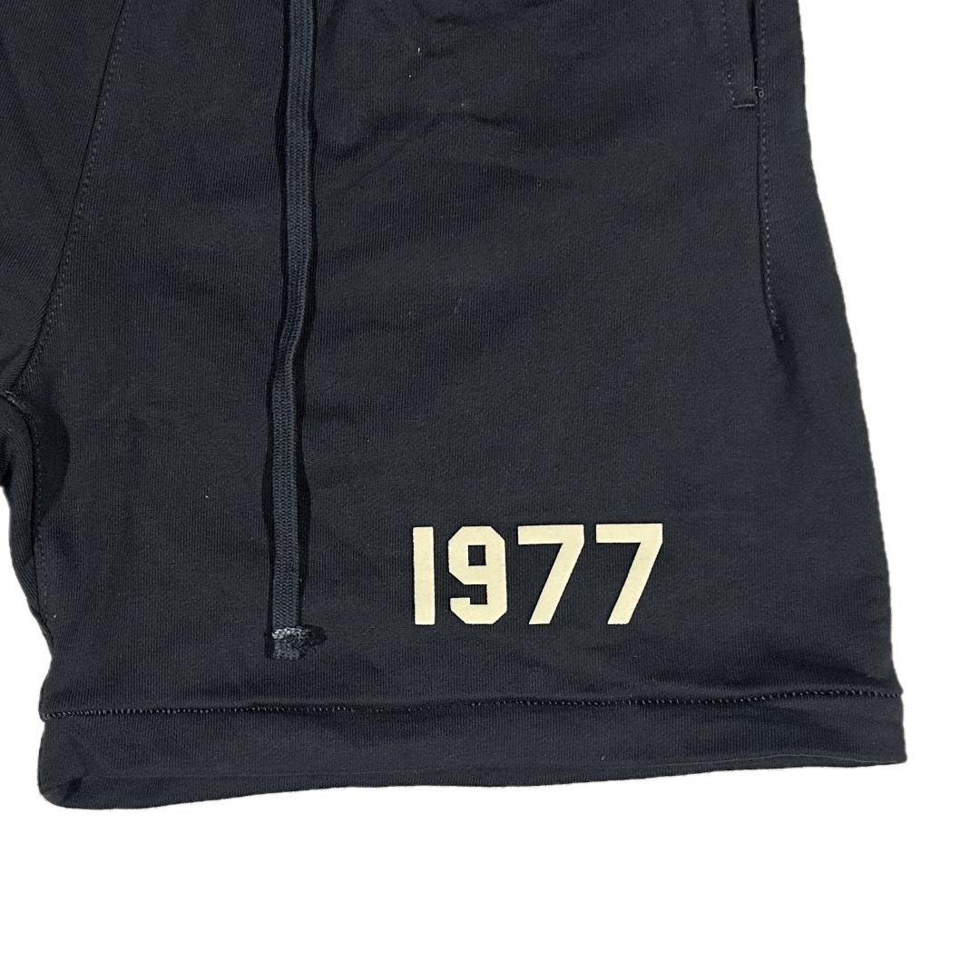 FOG エッセンシャルズ 1977ロゴ ハーフパンツ ブラック L