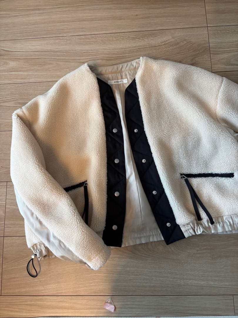 ほぼ新品　ラディエイト　ボアフリルデザインジャケット