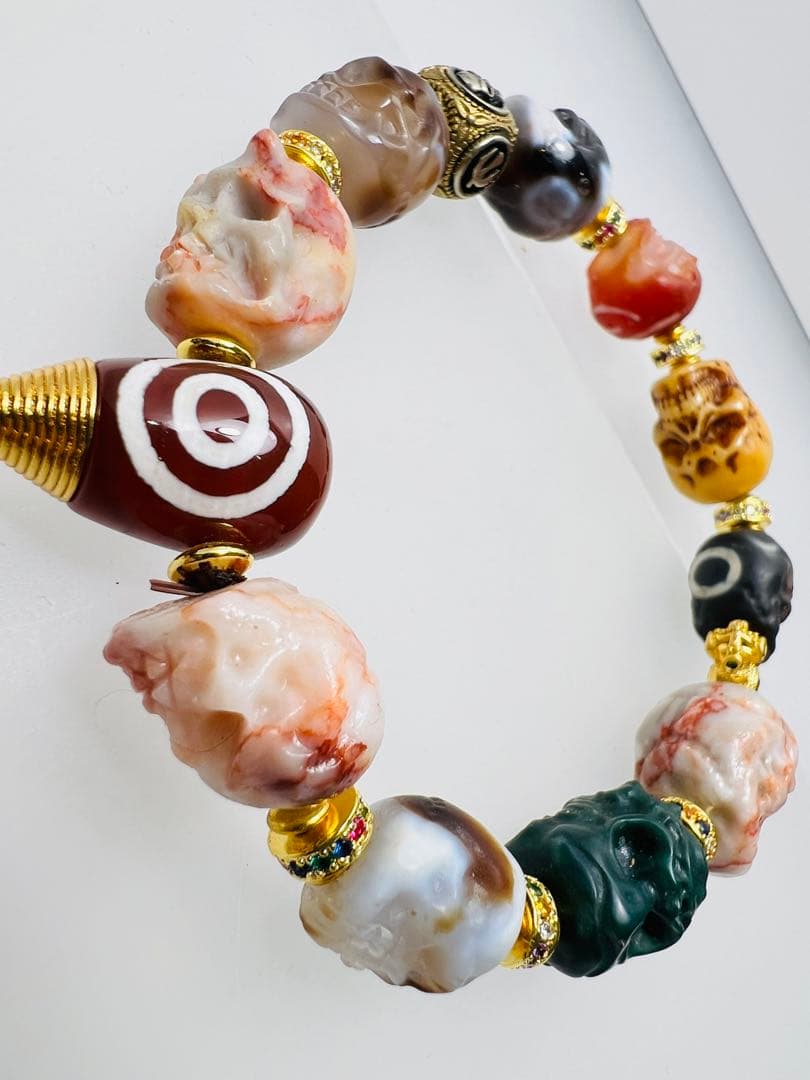 天然石スカル！力強く、守護・再生・引き寄せをテーマにしたブレスレット