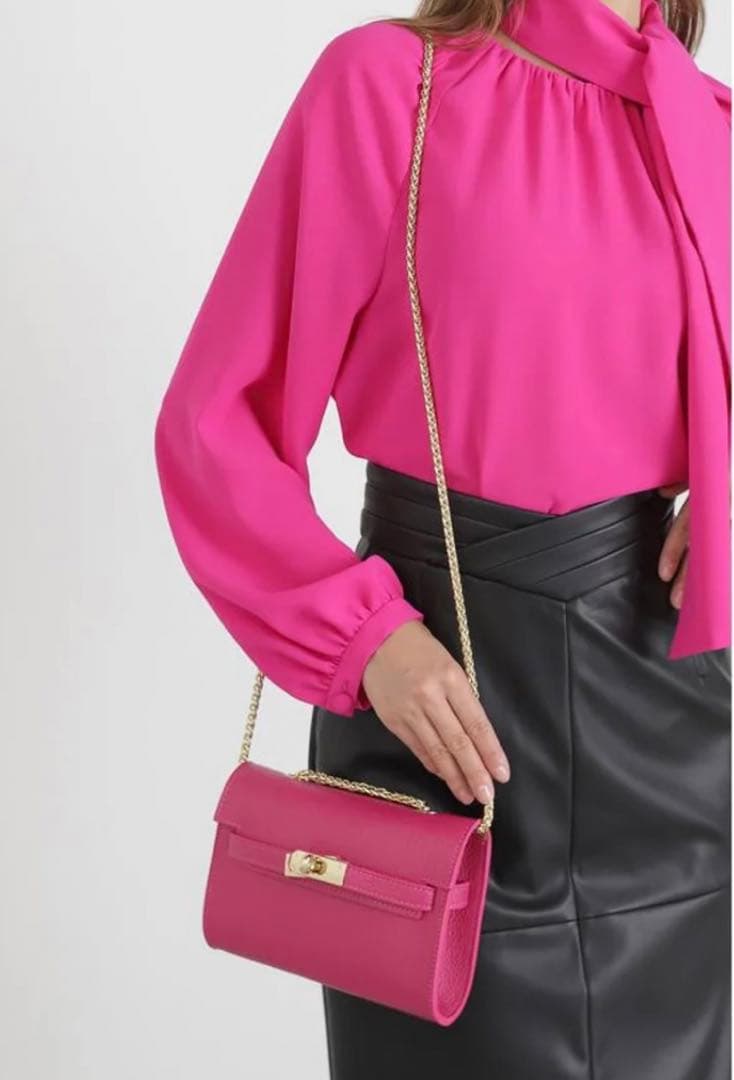 極美品　ピンキー＆ダイアン　チェーンハンドバッグ （ピンク）　本革　レザー