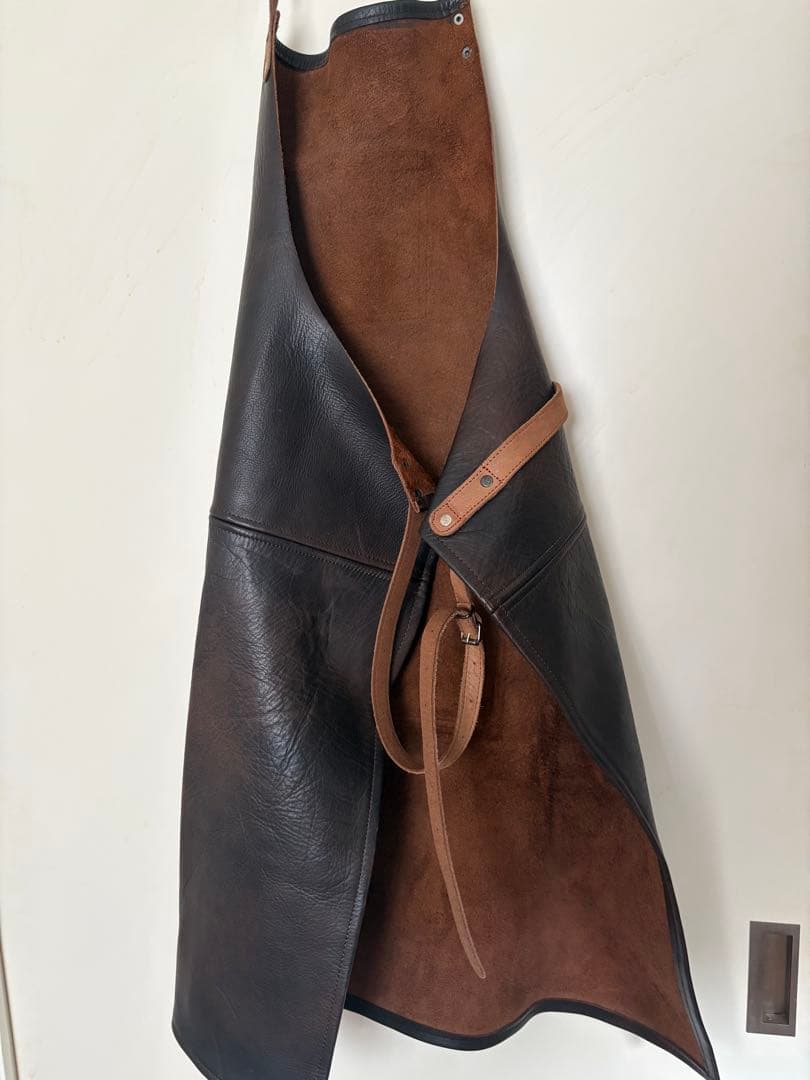 【美品】ペトロマックス レザーエプロン Petromax キャンプ 焚き火 本革