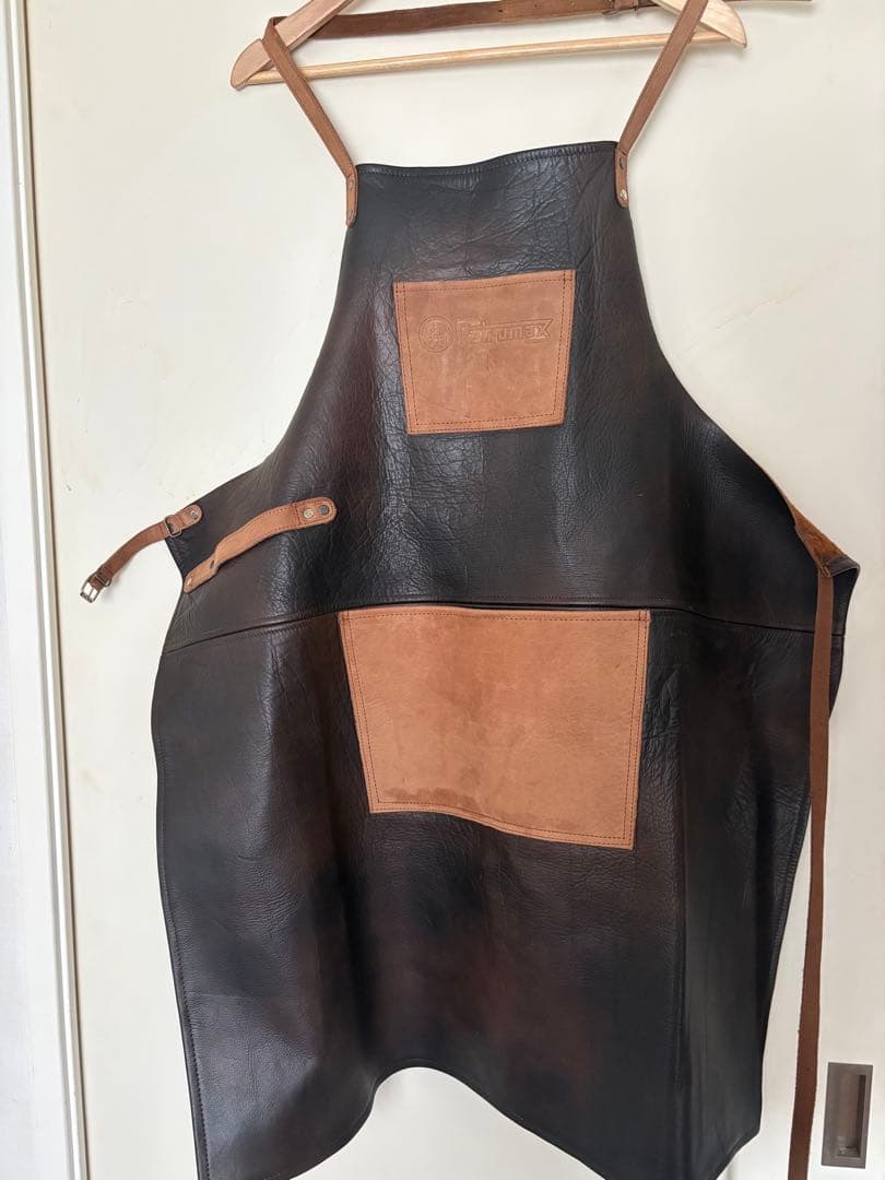 【美品】ペトロマックス レザーエプロン Petromax キャンプ 焚き火 本革