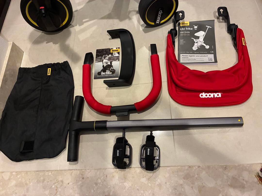 美品doona リキトライク 三輪車 ベビーカー（カップホルダー付）