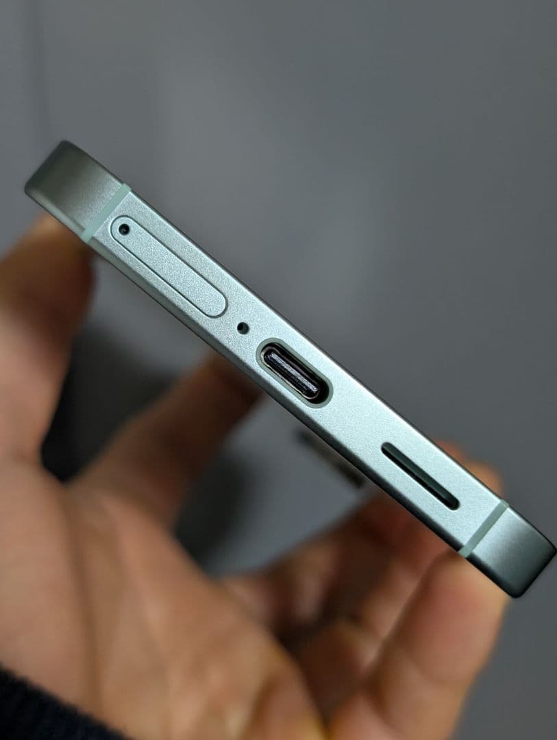 未使用に近い【国内版】Samsung Galaxy S25