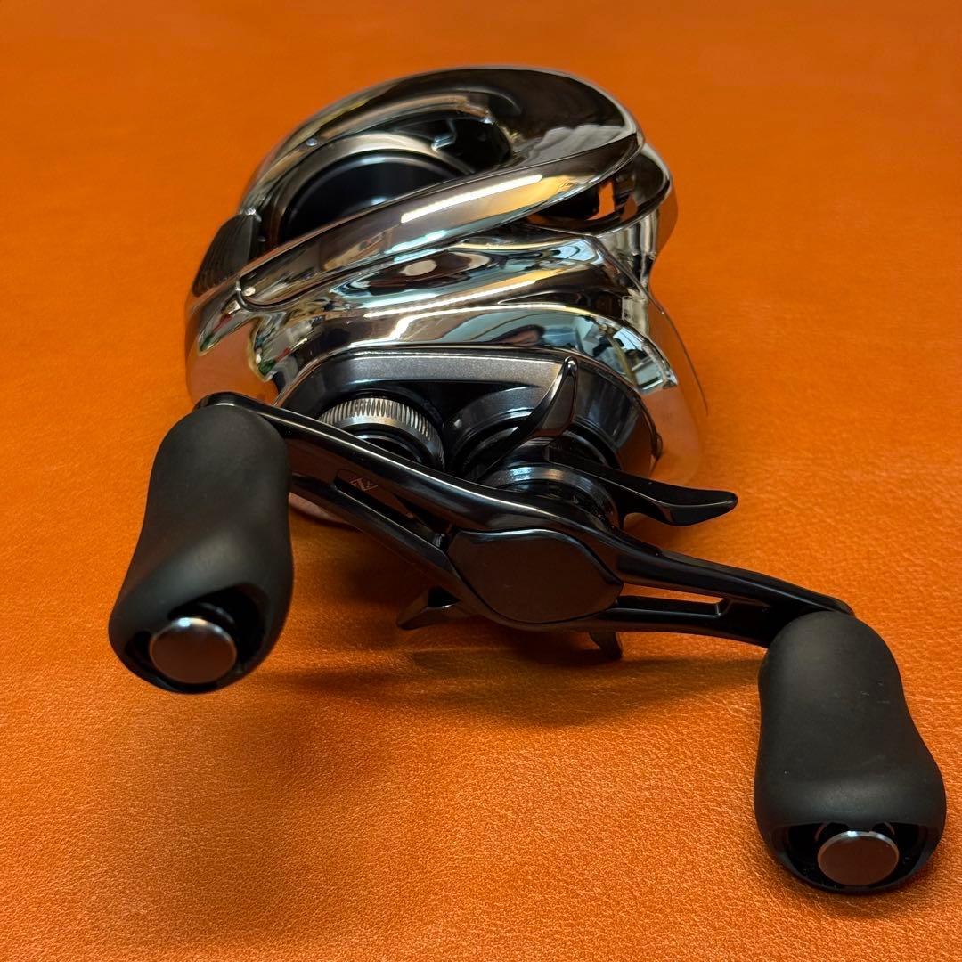 Ｌ*ｋ様 【未使用・極上品】シマノ 19アンタレスHG右巻き箱付