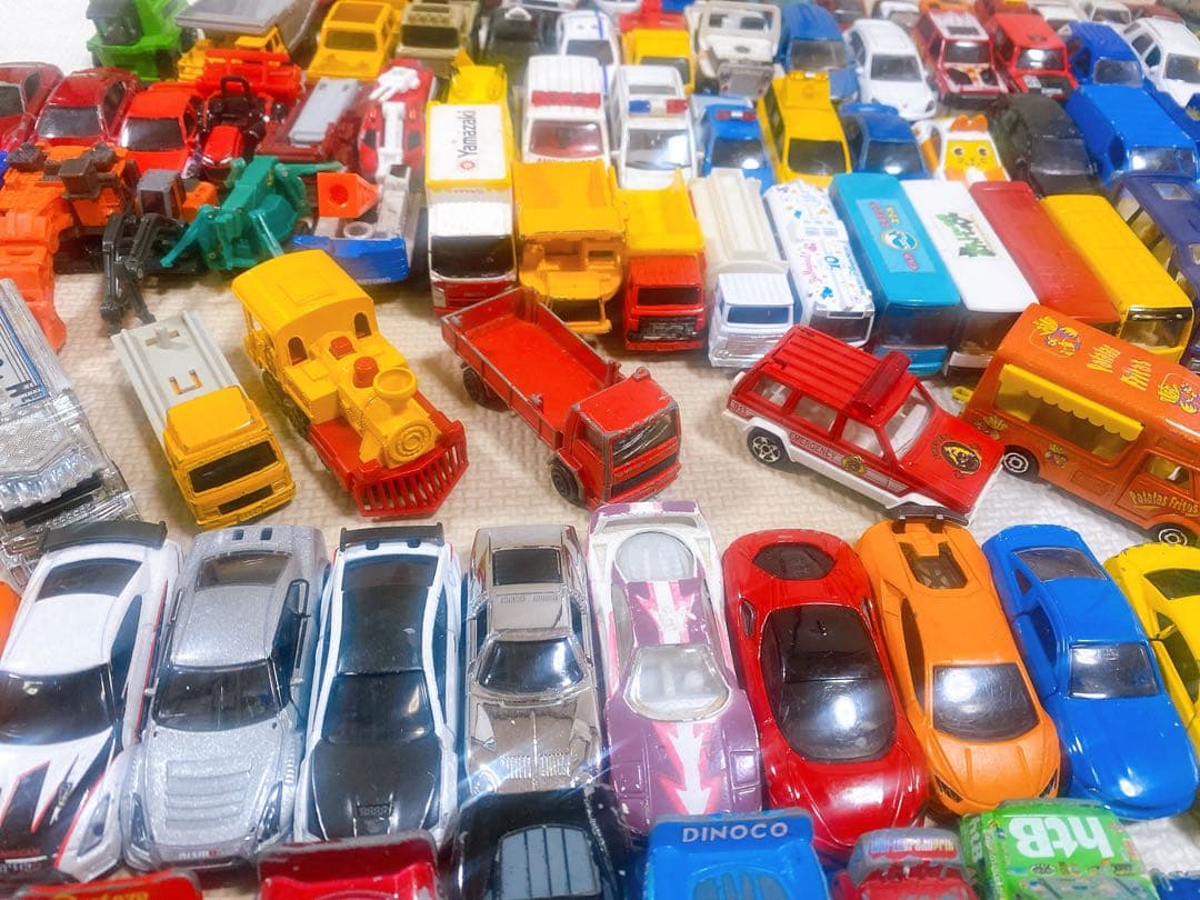 トミカ、ホットウィール等ミニカーまとめ売り